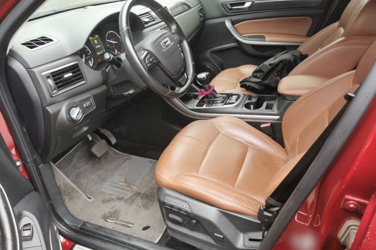 Used Qoros 5 2016 1.6T Automatic Luxury Model Left Front Seat