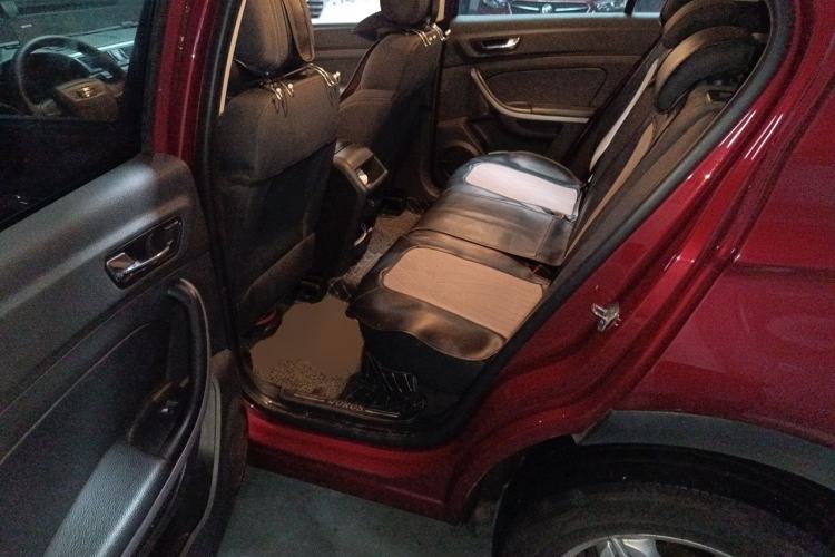 Used Qoros 5 2016 1.6T Automatic Comfort Model Left Rear Seat