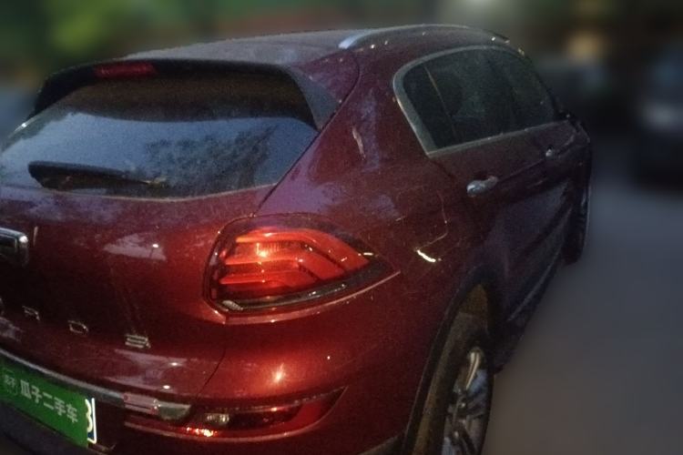 Used Qoros 5 2016 1.6T Automatic Luxury Model Rear Right 45 Deg