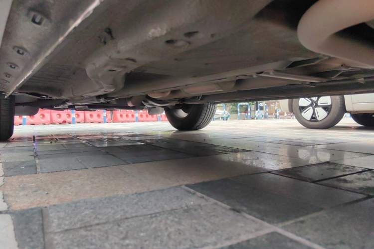 Used Qoros 5 2016 1.6T Automatic Comfort Model Chassis Rear Left