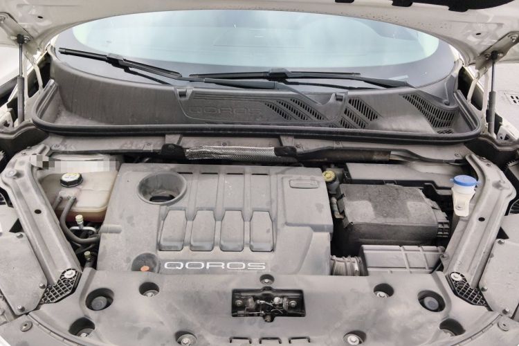 Used Qoros 5 2016 1.6T Automatic Luxury Model Engine Bay
