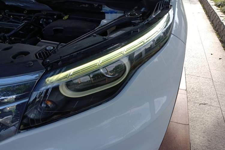 Used Qoros 5 2016 1.6T Automatic Luxury Model Engine Bay Left