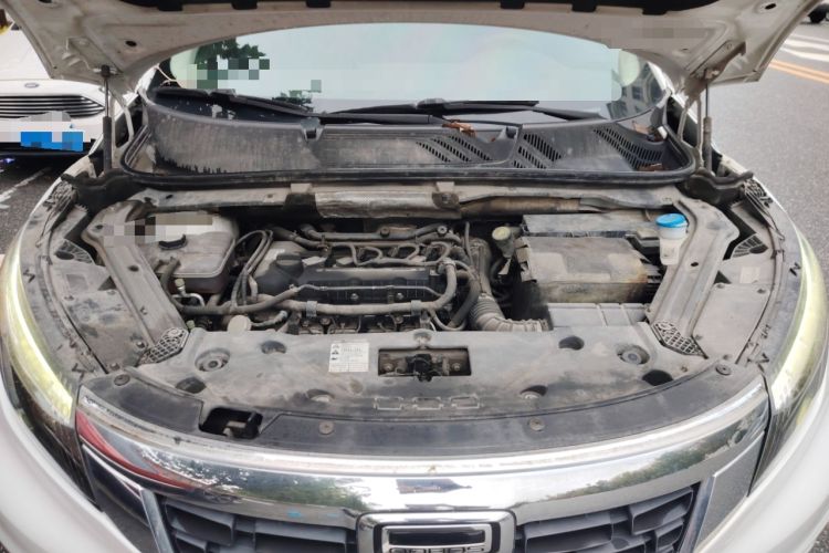 Used Qoros 5 2016 1.6T Automatic Elite Model Engine Bay