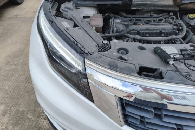 Used Qoros 5 2016 1.6T Automatic Elite Model Engine Bay Right