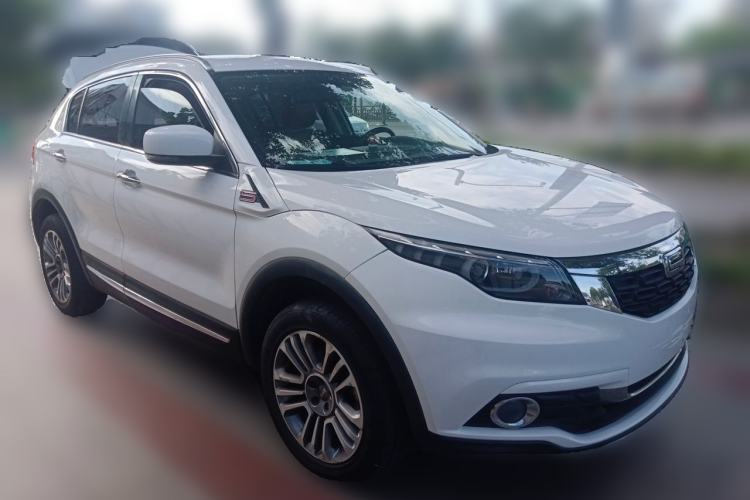 Used Qoros 5 2016 1.6T Automatic Luxury Model Front Right 45 Deg