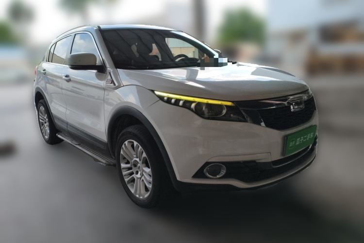 Used Qoros 5 2016 1.6T Automatic Elite Model Front Right 45 Deg