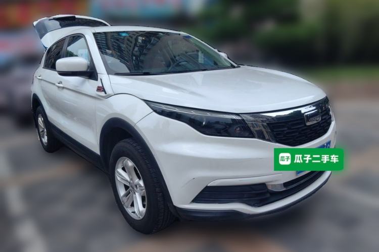 Used Qoros 5 2016 1.6T Automatic Comfort Model Front Right 45 Deg