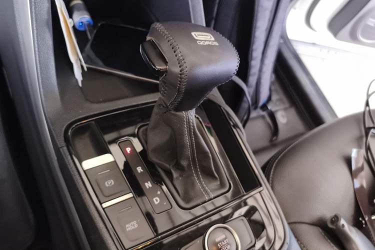 Used Qoros 5 2016 1.6T Automatic Elite Model Gear Lever
