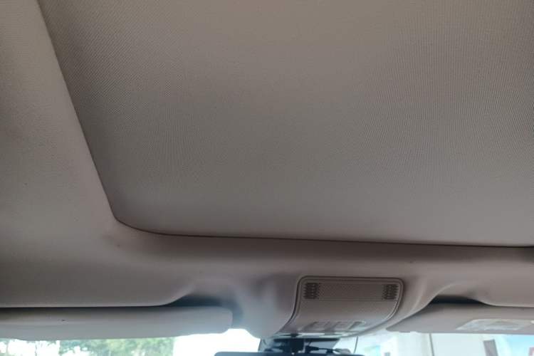 Used Qoros 5 2016 1.6T Automatic Luxury Model Headliner