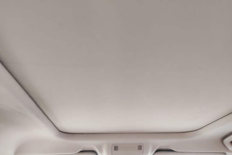 Used Qoros 5 2016 1.6T Automatic Luxury Model Headliner