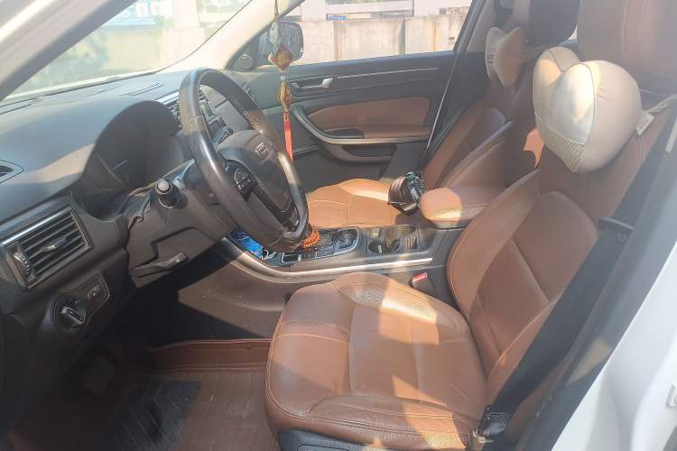 Used Qoros 5 2016 1.6T Automatic Luxury Model Left Front Seat