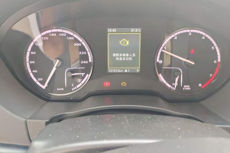 Used Qoros 5 2016 1.6T Automatic Elite Model Odometer Close Up