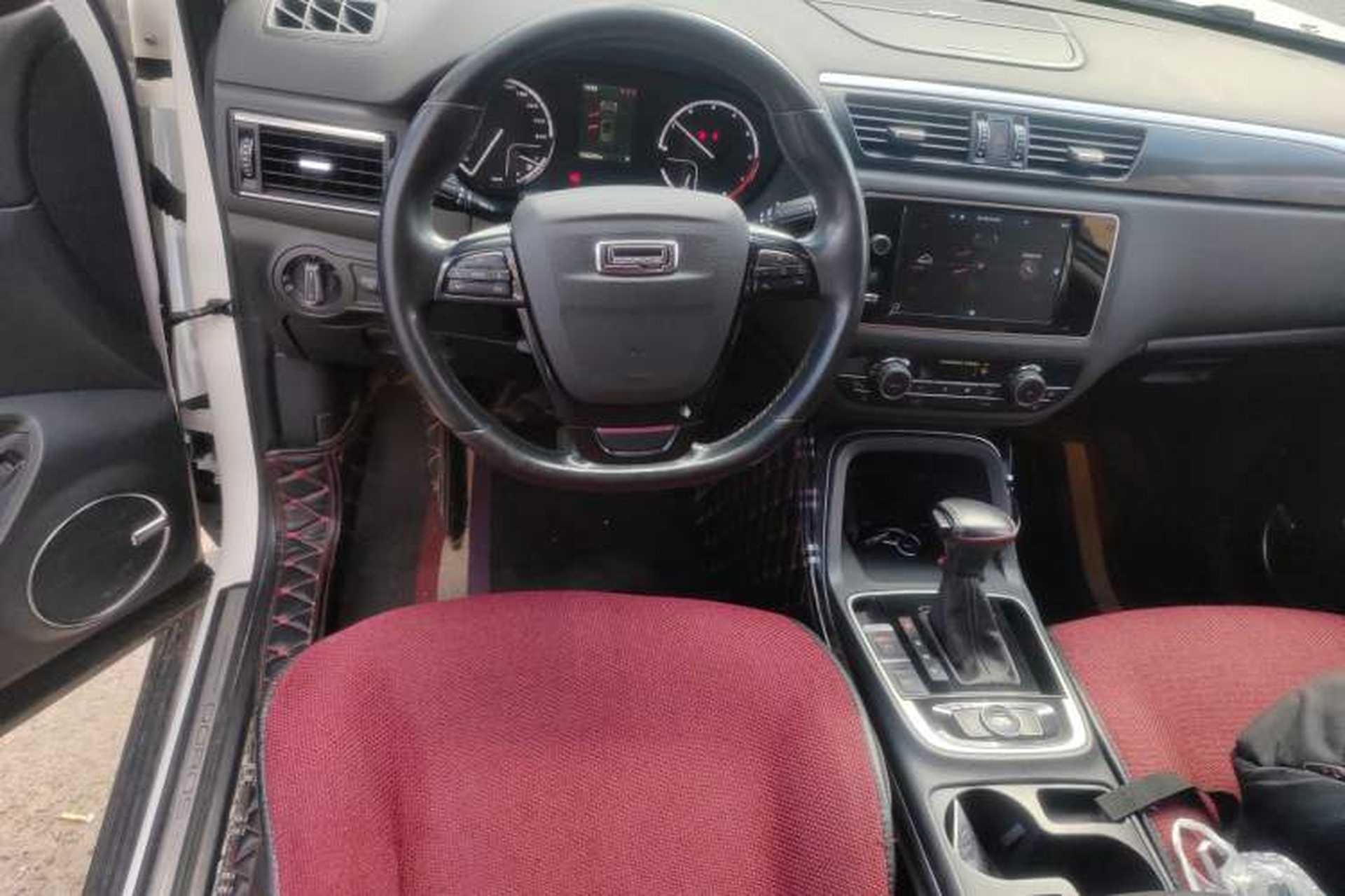 Used Qoros 5 2016 1.6T Automatic Luxury Model Steering Wheel