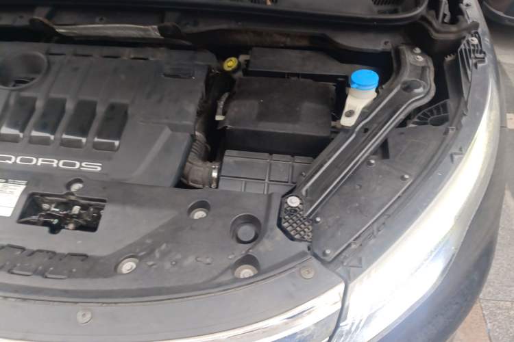 Used Qoros 5 2017 1.6T Automatic Flagship Model Engine Bay Left