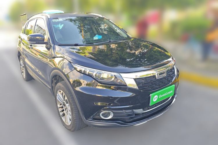 Used Qoros 5 2017 1.6T Automatic Prestige Model Front Right 45 Deg