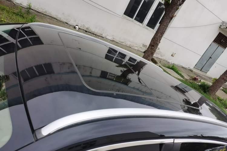 Used Qoros 5 2017 1.6T Automatic Prestige Model Roof