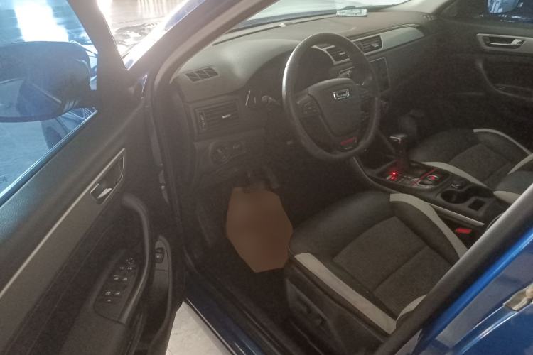 Used Qoros 5 2017 1.6T Automatic Prestige Model Driver Seat