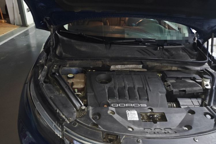 Used Qoros 5 2017 1.6T Automatic Flagship Model Engine Bay Right