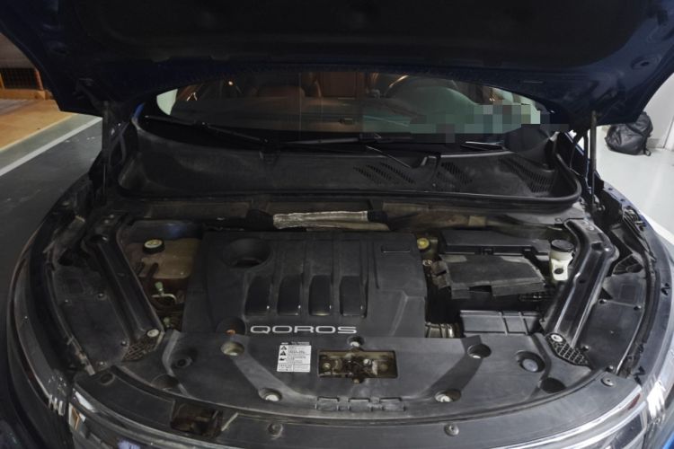 Used Qoros 5 2017 1.6T Automatic Flagship Model Engine Bay