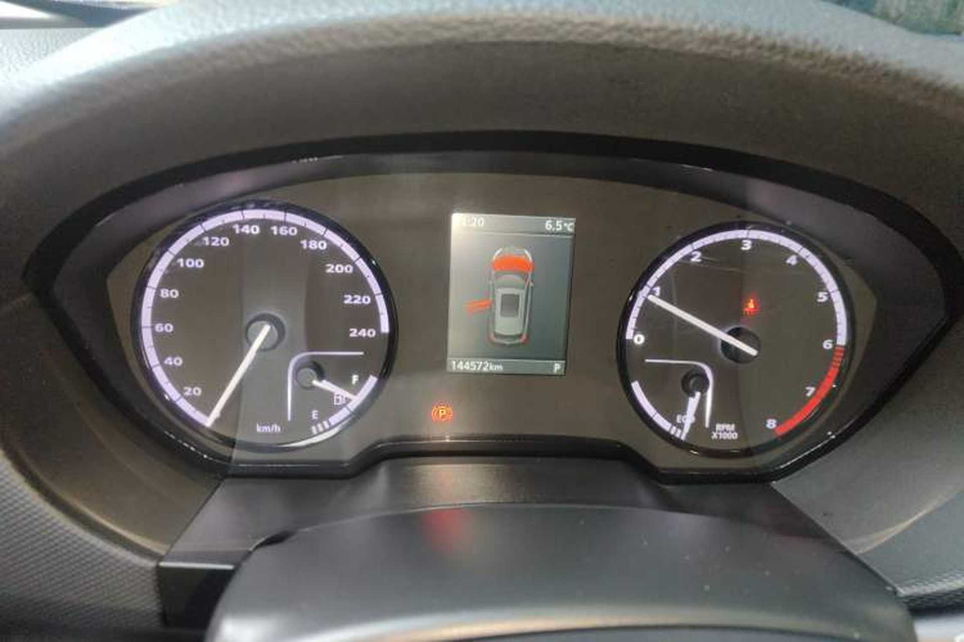 Used Qoros 5 2017 1.6T Automatic Prestige Model Instrument Cluster