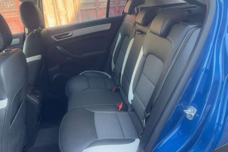 Used Qoros 5 2017 1.6T Automatic Prestige Model Interior 4