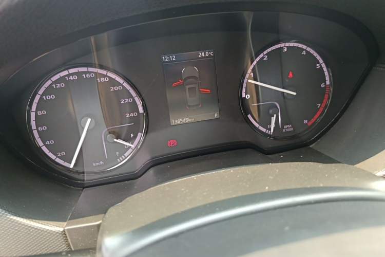 Used Qoros 5 2017 1.6T Automatic Prestige Model Odometer Close Up
