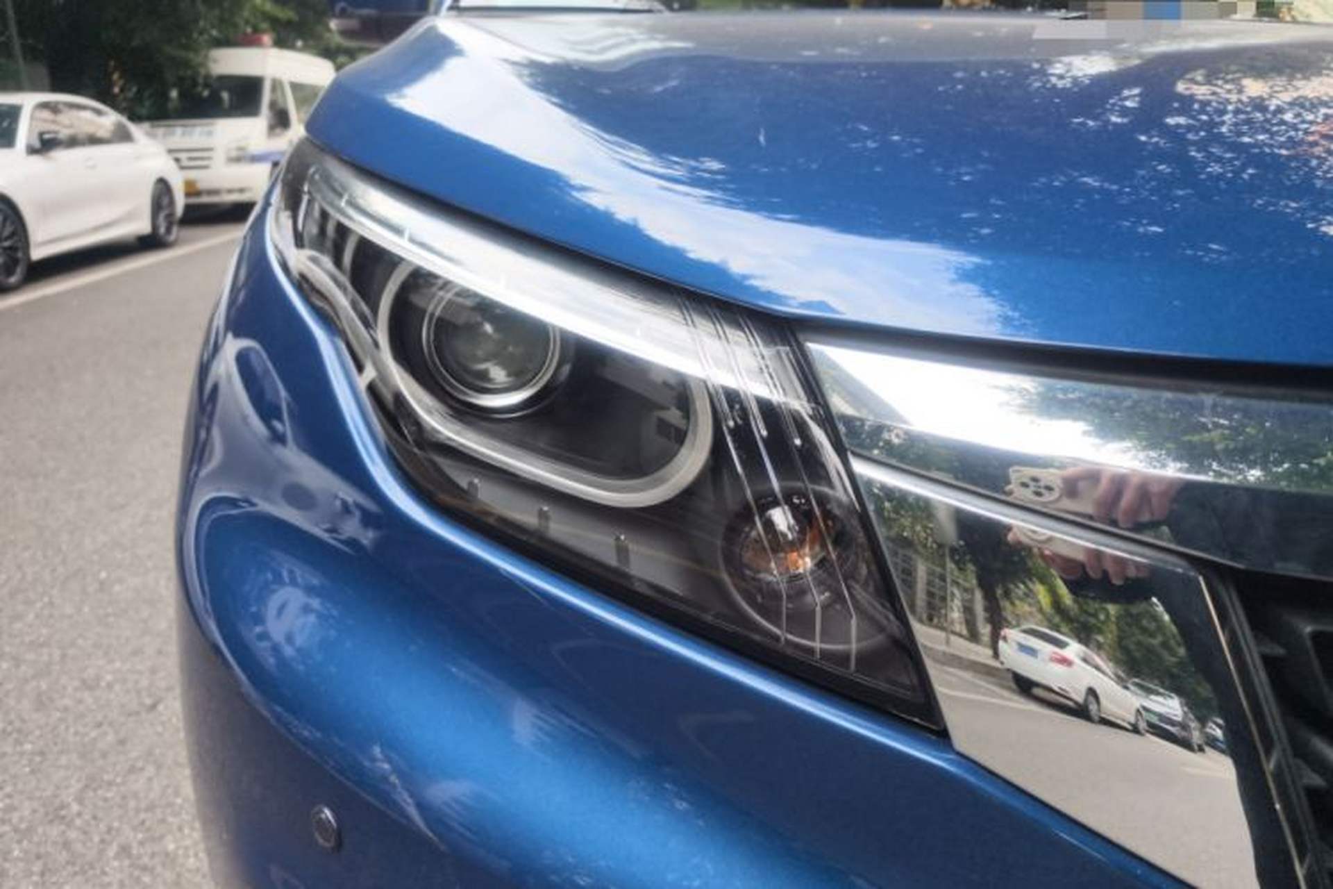 Used Qoros 5 2017 1.6T Automatic Prestige Model Right Front Headlight