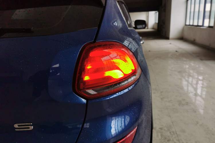 Used Qoros 5 2017 1.6T Automatic Flagship Model Right Rear Taillight