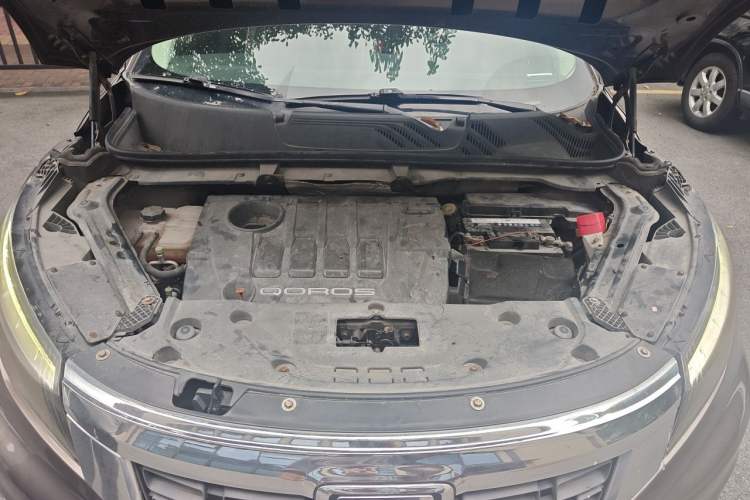 Used Qoros 5 2017 1.6T Automatic Leading Model Engine Bay
