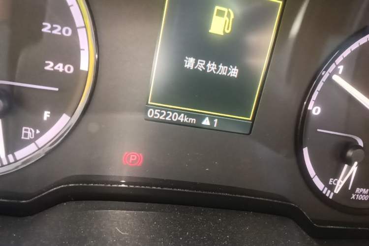 Used Qoros 5 2017 1.6T Manual Leading Model Odometer Close Up