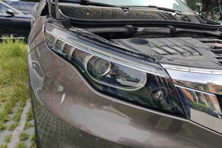 Used Qoros 5 2017 1.6T Automatic Prestige Model Right Front Headlight
