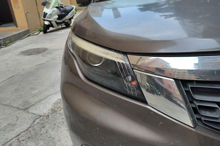 Used Qoros 5 2017 1.6T Automatic Leading Model Right Front Headlight