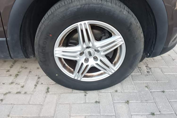 Used Qoros 5 2017 1.6T Manual Leading Model Right Front Wheel Hub