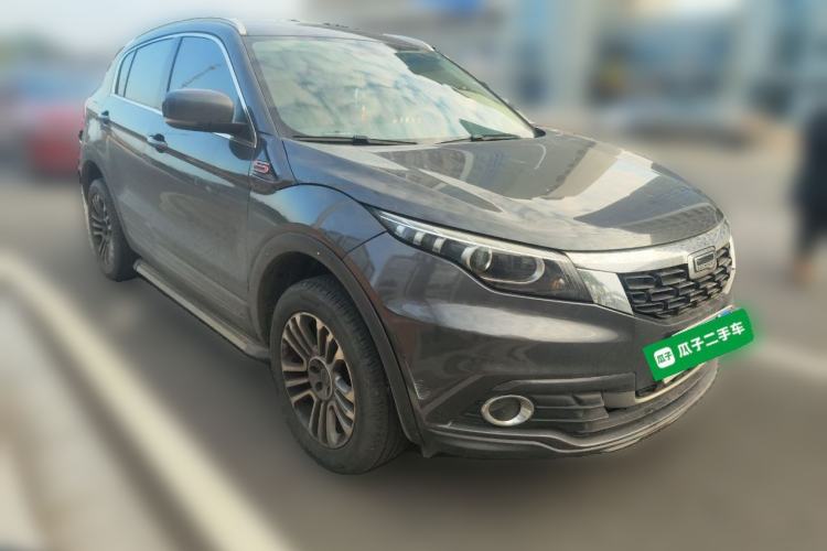 Used Qoros 5 2017 1.6T Automatic Prestige Model Front Right 45 Deg
