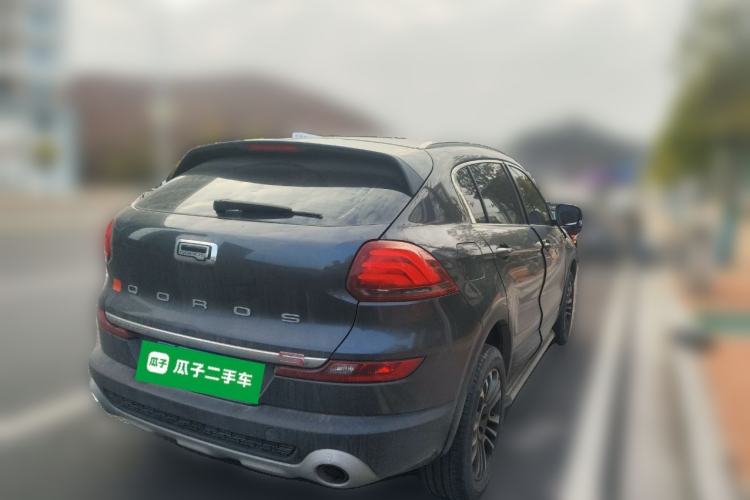 Used Qoros 5 2017 1.6T Automatic Prestige Model Rear Right 45 Deg