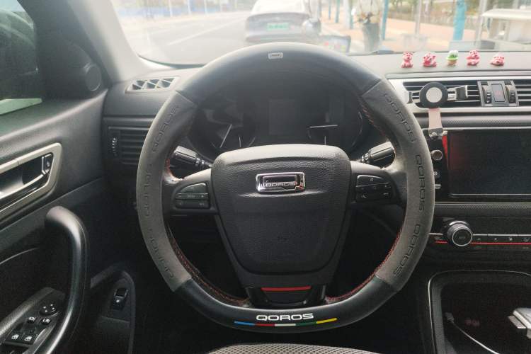 Used Qoros 5 2017 1.6T Automatic Prestige Model Steering Wheel