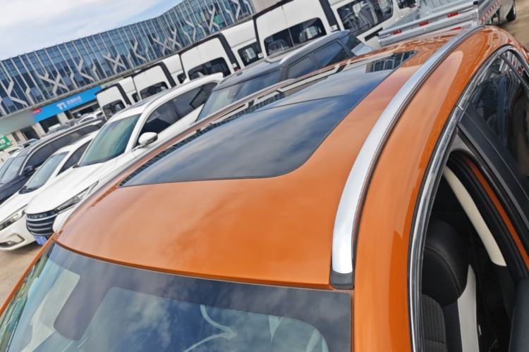 Used Qoros 5 2017 1.6T Automatic Prestige Model Roof