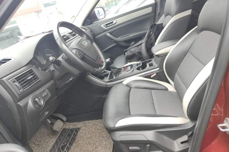 Used Qoros 5 2017 1.6T Automatic Prestige Model Left Front Seat