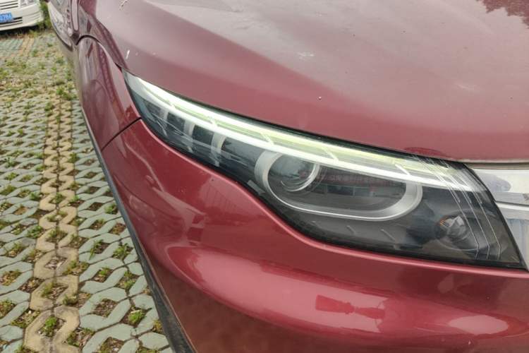 Used Qoros 5 2017 1.6T Automatic Prestige Model Right Front Headlight