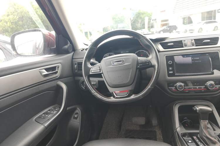 Used Qoros 5 2017 1.6T Automatic Prestige Model Steering Wheel