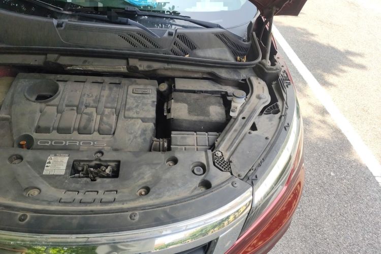 Used Qoros 5 2017 1.6T Automatic Flagship Model Engine Bay Left