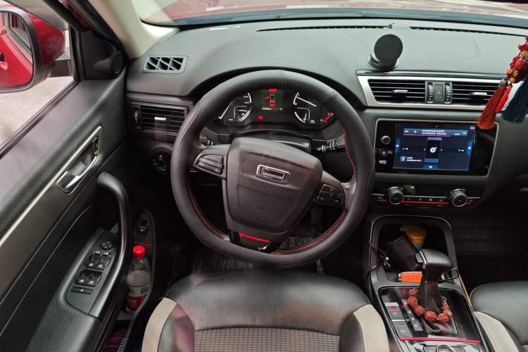 Used Qoros 5 2017 1.6T Automatic Prestige Model Steering Wheel