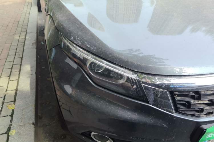 Used Qoros 5 2017 1.6T Automatic Prestige Model Right Front Headlight