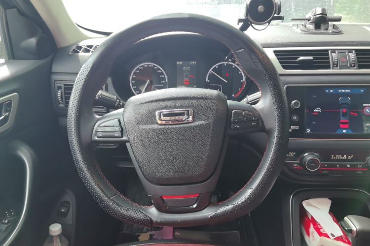 Used Qoros 5 2017 1.6T Automatic Prestige Model Steering Wheel