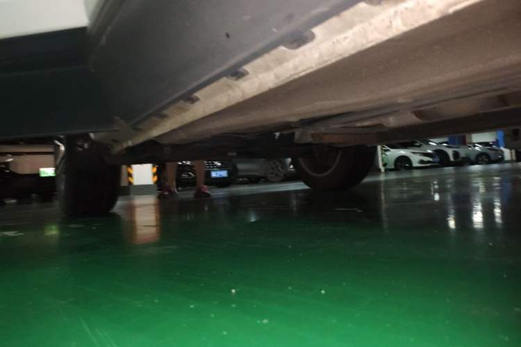 Used Qoros 5 2017 1.6T Automatic Prestige Model Chassis Front Right
