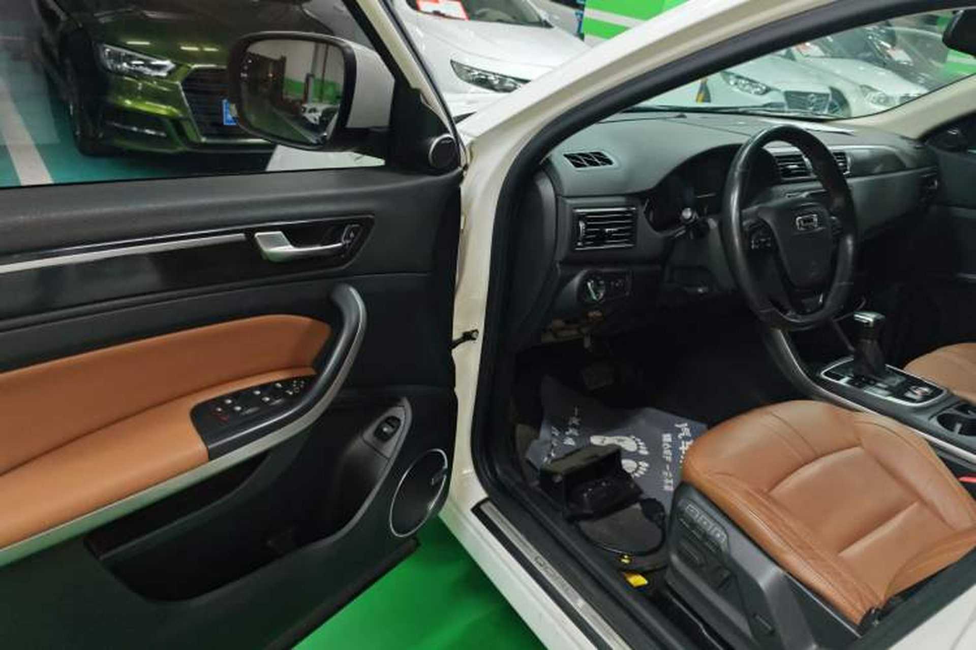 Used Qoros 5 2017 1.6T Automatic Flagship Model Driver Seat