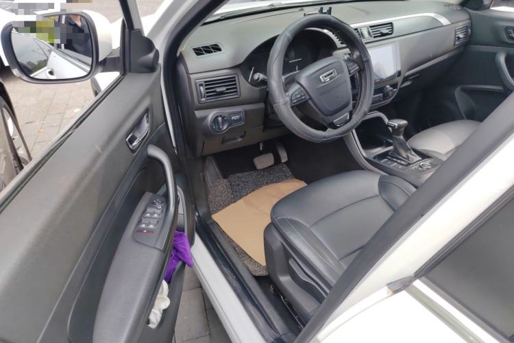 Used Qoros 5 2017 1.6T Automatic Leading Model Driver Seat