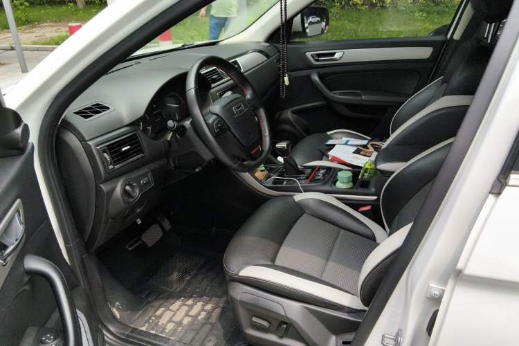Used Qoros 5 2017 1.6T Automatic Prestige Model Driver Seat