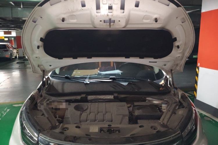 Used Qoros 5 2017 1.6T Automatic Prestige Model Engine Bay