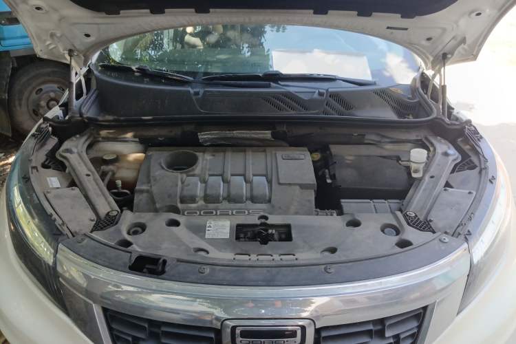 Used Qoros 5 2017 1.6T Automatic Prestige Model Engine Bay